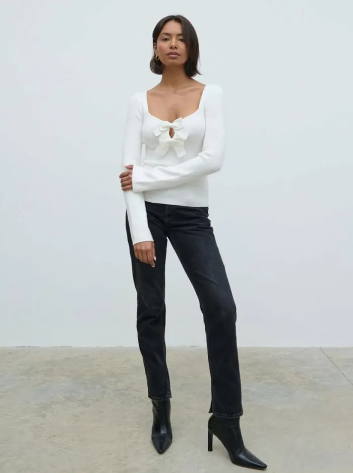 Pretty Lavish Tops Women Annabeth Bow Knit Top Cream