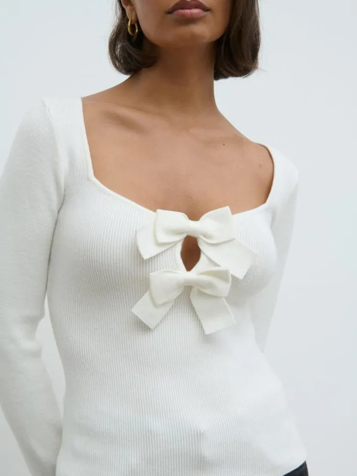 Pretty Lavish Tops Women Annabeth Bow Knit Top Cream