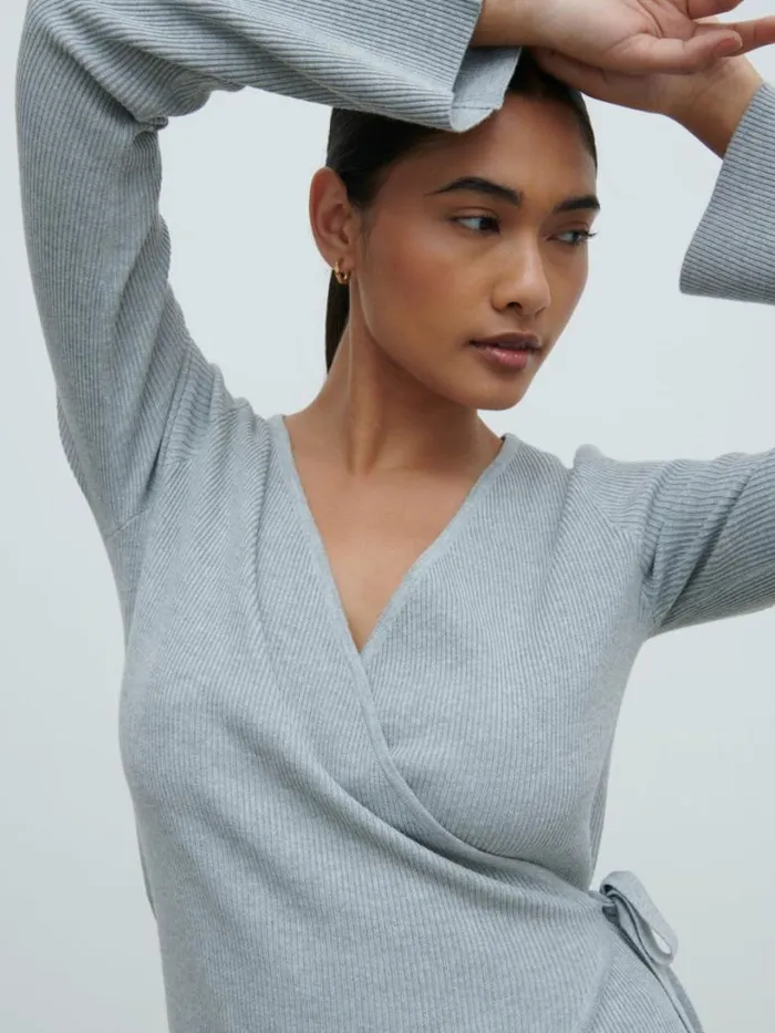 Pretty Lavish Tops Women Bettie Wrap Knit Cardigan Grey