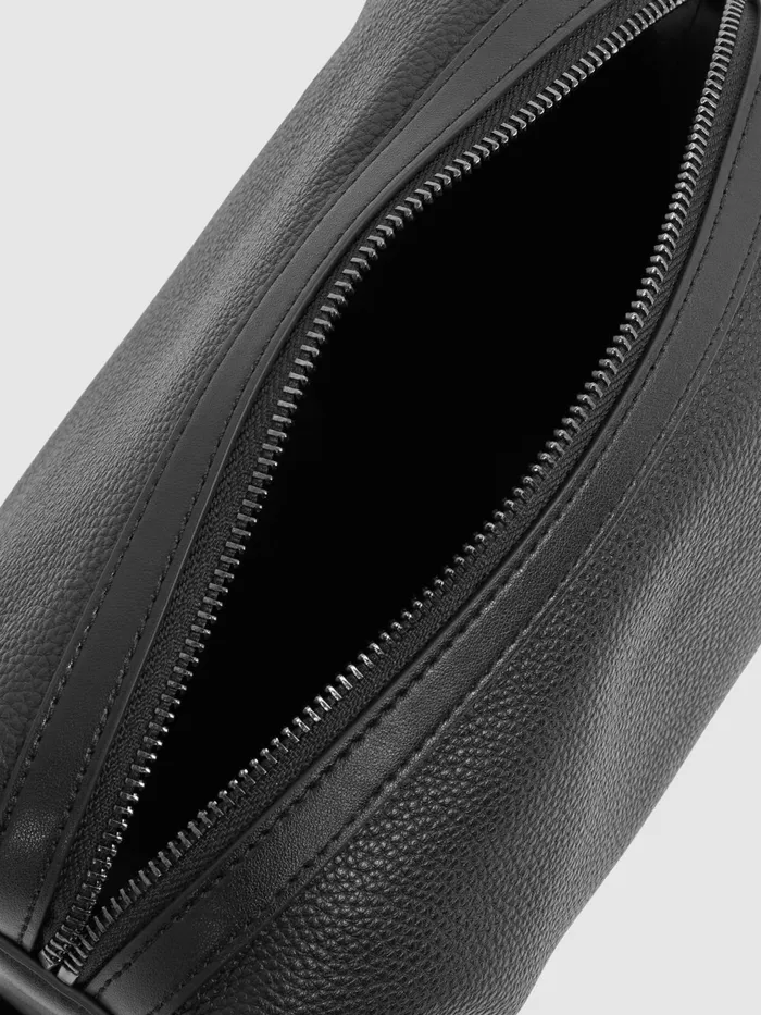 Reiss Bags and Wallets Cole Leather Washbag Black 8211 Men