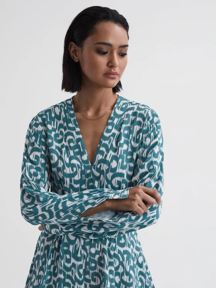 Reiss Dresses Briella Belted VNeck Long Sleeve Dress Tealwhite 8211 Women