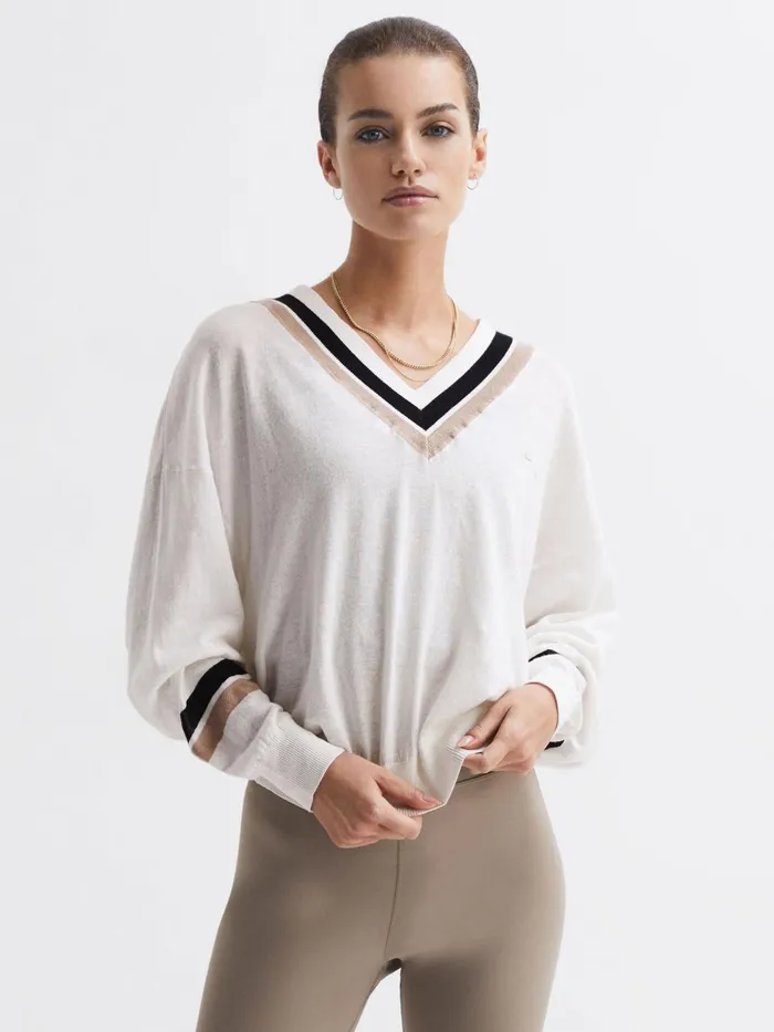 Reiss Knitwear Bonita The Upside VNeck Jumper White 8211 Women