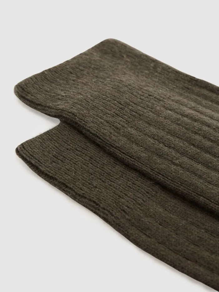 Reiss Socks and Underwear Cirby WoolCashmere Blend Ribbed Socks Khaki 8211 Men