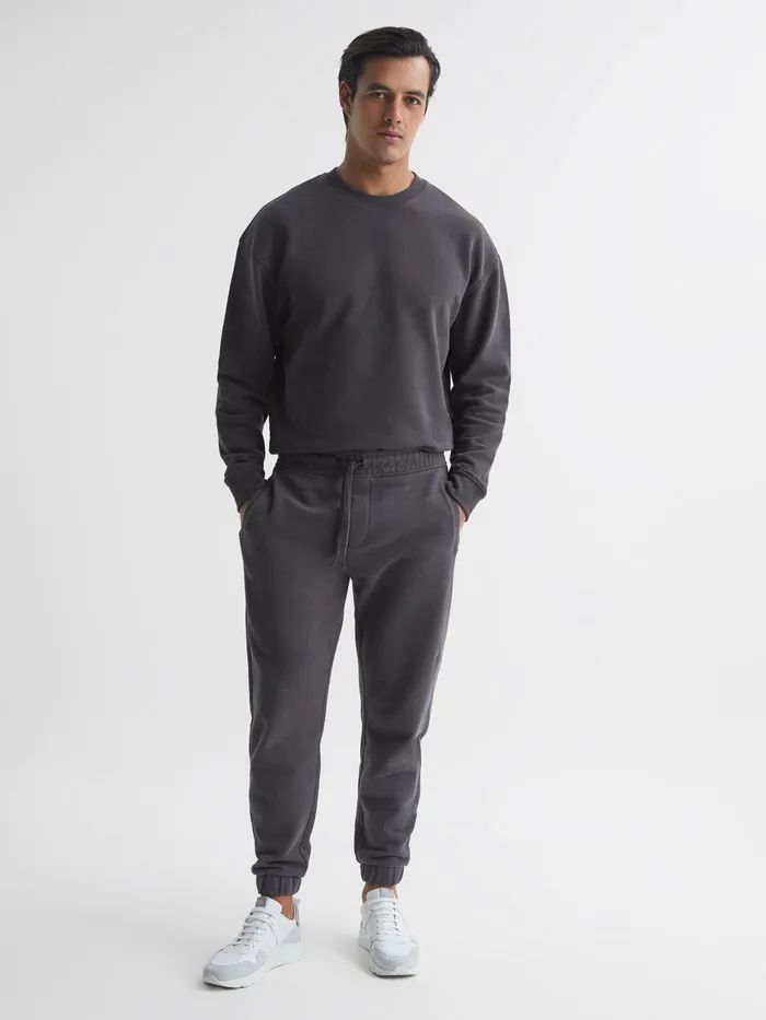 Reiss Sweats and Hoodies Ali Garment Dye Joggers Washed Black 8211 Men