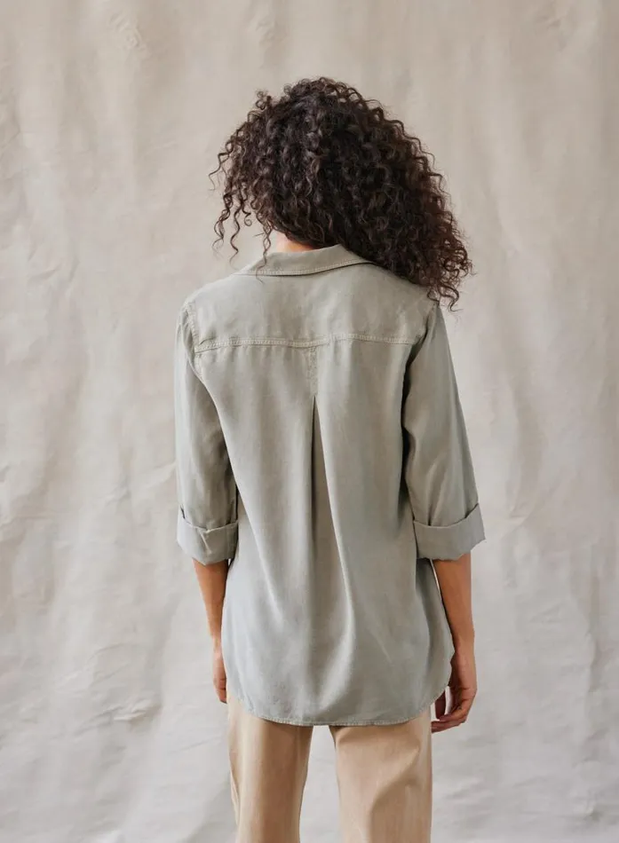 Shirt Tail Button Down 8211 Soft Army Women Bella Dahl Long Sleeve Shirt Tail Button Down 8211 Soft Army Women Bella Dahl Long Sleeve