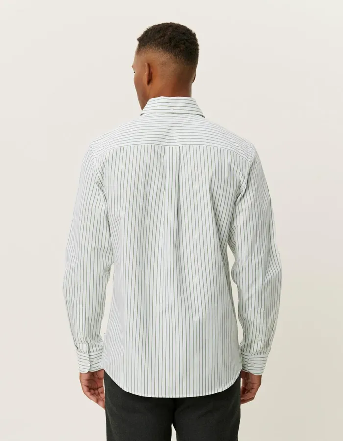 ShirtsOvershirts Men Les Deux Kent Stripe Peached Poplin Shirt 8211 WhiteVintage Green