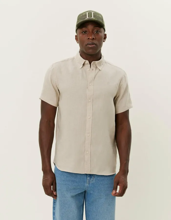 ShirtsOvershirts Men Les Deux Kris Linen SS Shirt 8211 Light IvoryLichen Green