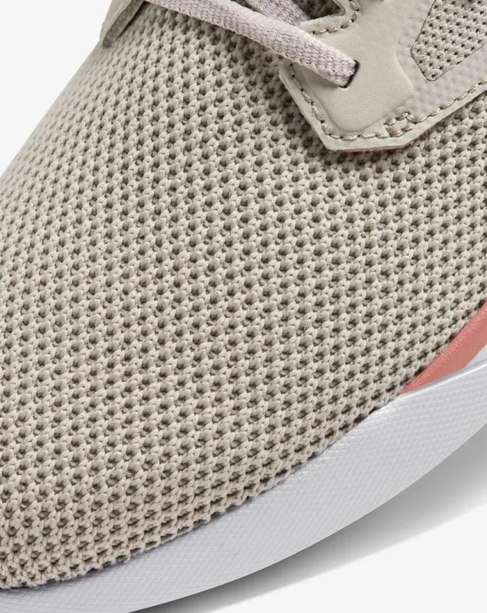 Shoes THE DAILY PRO HYBRID SHOE Moonbeam TravisMathew Casual Shoes