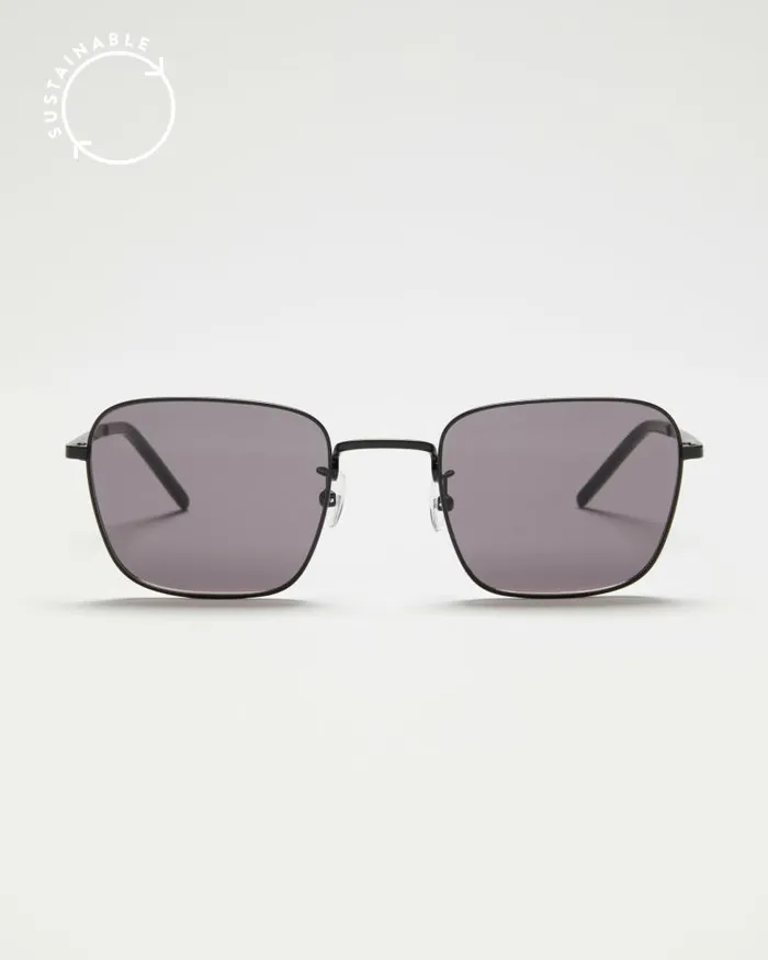 Shop Sunglasses Women PAIGE Harper Sunglasses 8211 Black Satin