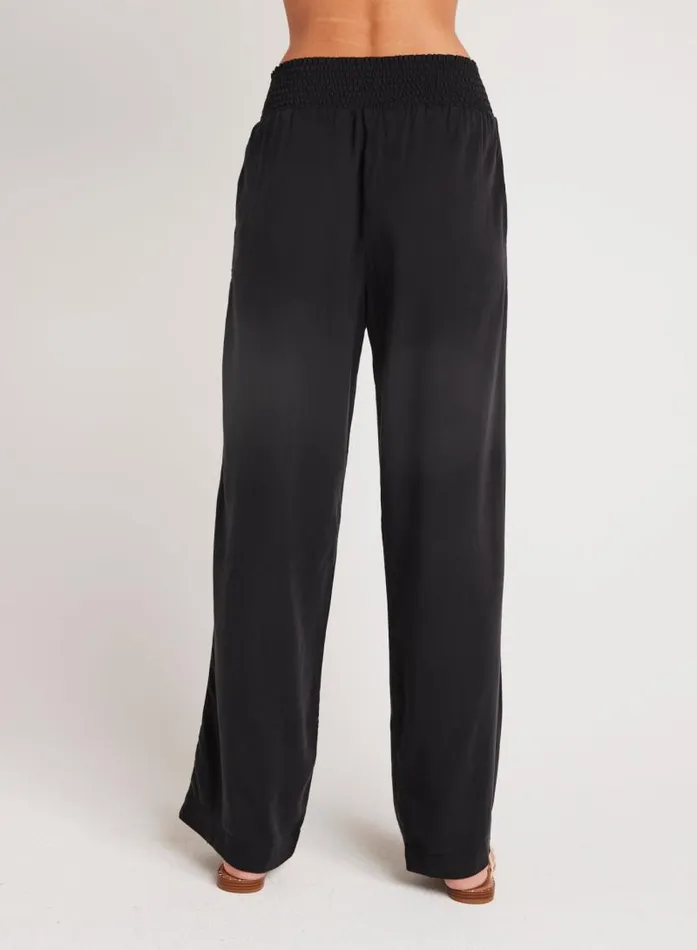 Smocked Waist Wide Leg 8211 Vintage Black Women Bella Dahl Pants Smocked Waist Wide Leg 8211 Vintage Black Women Bella Dahl Pants