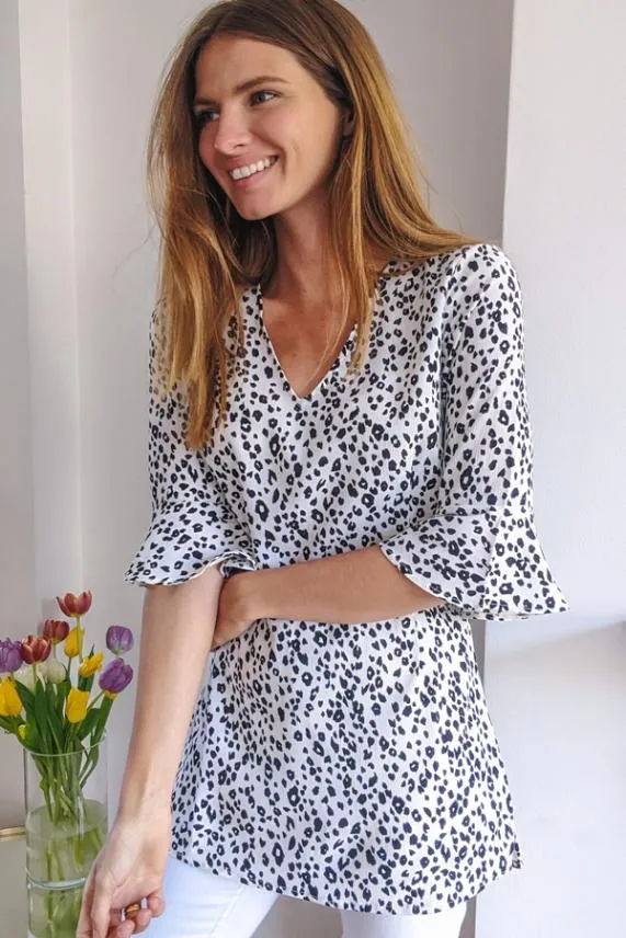 Sosandar Black and White Animal Print V Neck Top Black White Women Tops