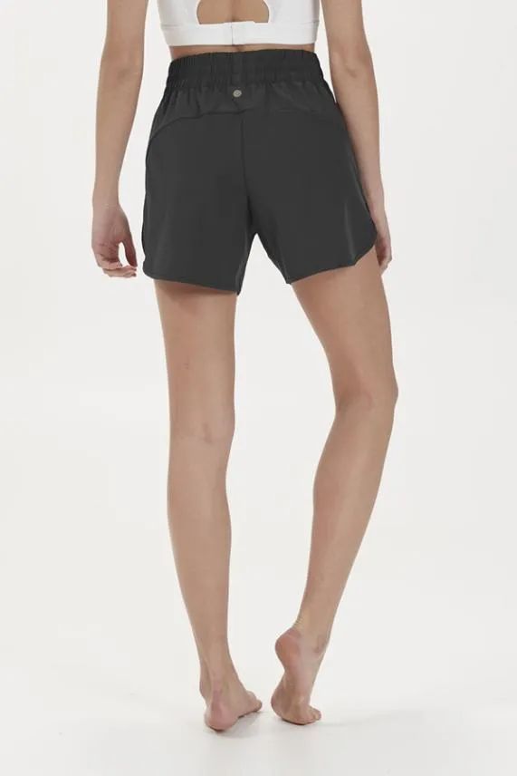 Sosandar Black Stretch Waist Activewear Shorts With Side Pockets Black Women Activewear