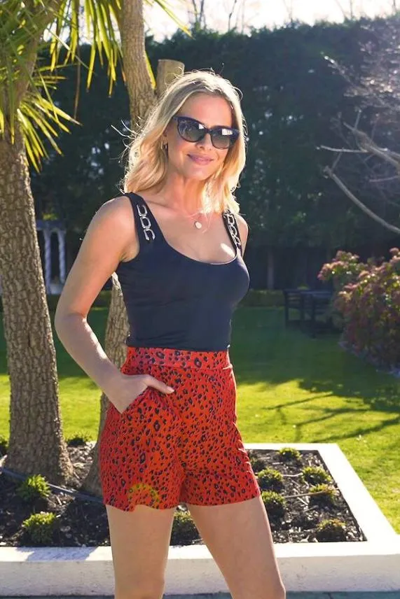 Sosandar Coral Animal Print Jersey Shorts With Pockets Coral Women Shorts
