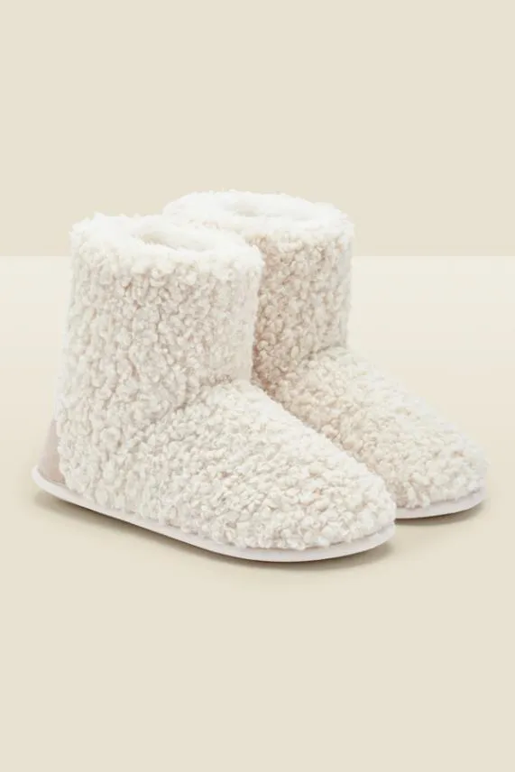 Sosandar Cream Curly Faux Fur Super Soft Boot Slippers Cream Women Slippers