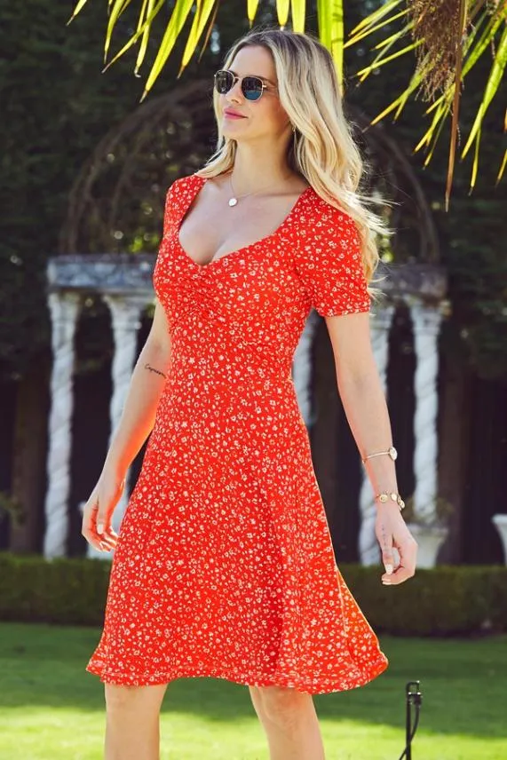 Sosandar Red Ditsy Print Sweetheart Neck Fit and Flare Dress Red Women Dresses