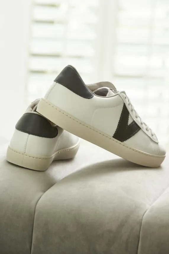 Sosandar Victoria Anthracita Black V Detail Leather Trainers Black Women Trainers 8211 Superga and Victoria