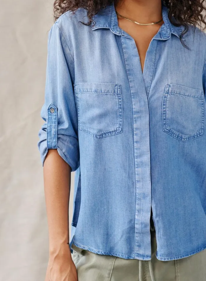 Split Back Button Down 8211 Medium Ombre Wash Women Bella Dahl Long Sleeve Split Back Button Down 8211 Medium Ombre Wash Women Bella Dahl Long Sleeve