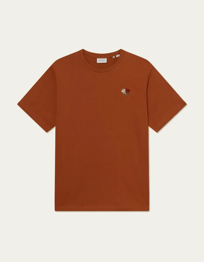 Tshirts Men Les Deux Clyde TShirt 8211 Arabian Spice