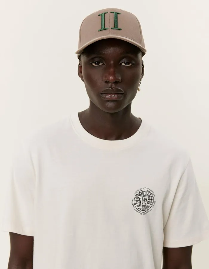 Tshirts Men Les Deux Globe TShirt 8211 IvoryBlack
