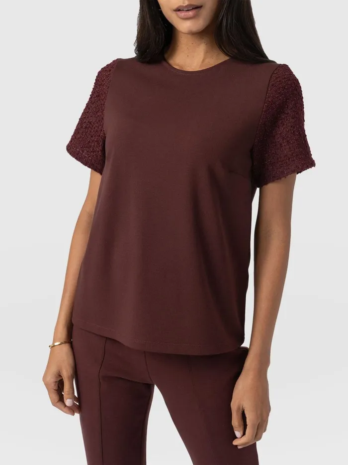 Taylor Rayner Contrast Tee 8211 Maroon Maroon Women Saint And Sofia TShirts and Tanks