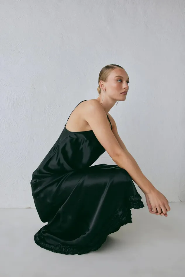 VRG GRL MidiMaxi Dresses Alber Satin Maxi Dress Black 8211 Women VRG GRL MidiMaxi Dresses Alber Satin Maxi Dress Black 8211 Women