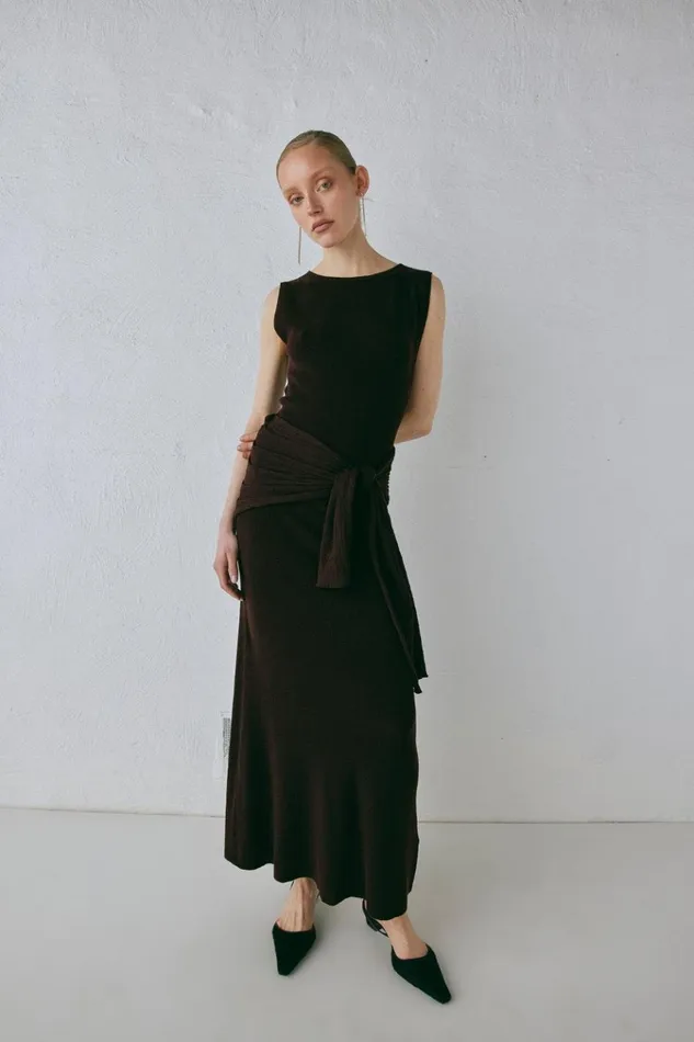 VRG GRL MidiMaxi Dresses Gia Knit Midi Dress Dark Chocolate 8211 Women VRG GRL MidiMaxi Dresses Gia Knit Midi Dress Dark Chocolate 8211 Women