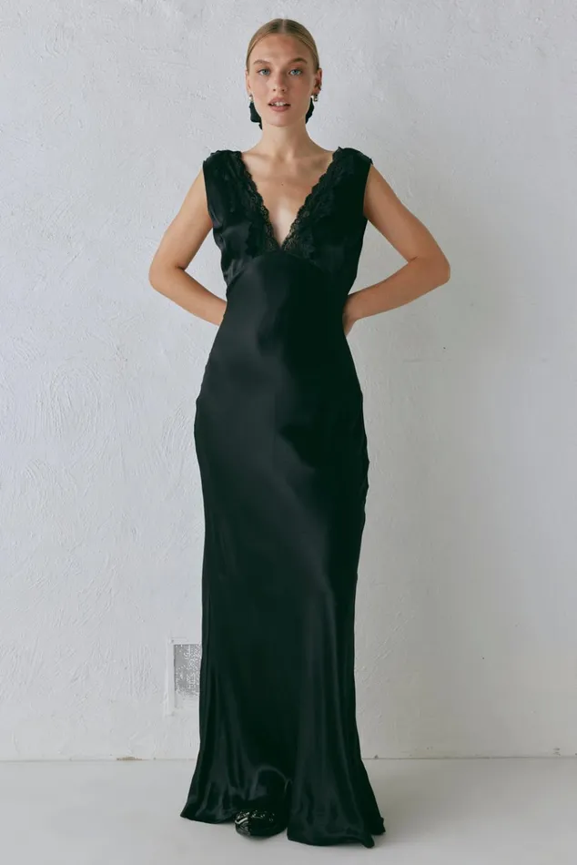 VRG GRL MidiMaxi Dresses Tully Satin Maxi Dress Black 8211 Women