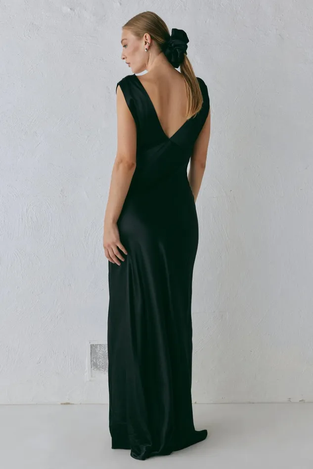 VRG GRL MidiMaxi Dresses Tully Satin Maxi Dress Black 8211 Women VRG GRL MidiMaxi Dresses Tully Satin Maxi Dress Black 8211 Women