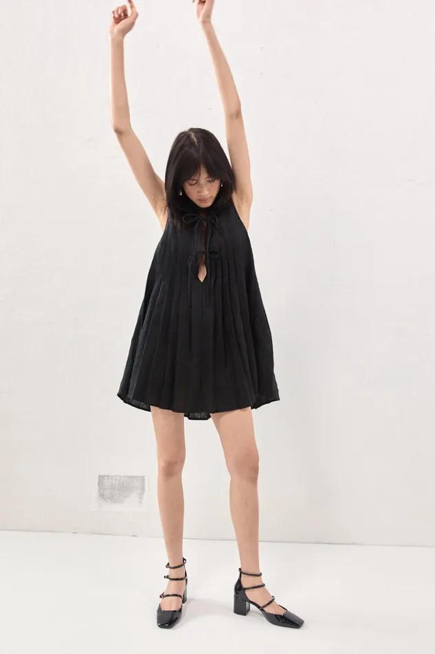 VRG GRL Mini Dresses Valeria Linen Mini Dress Black 8211 Women VRG GRL Mini Dresses Valeria Linen Mini Dress Black 8211 Women