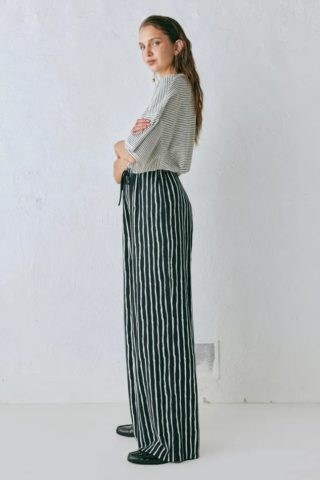 VRG GRL Pants Rieti Pants Black Stripe 8211 Women VRG GRL Pants Rieti Pants Black Stripe 8211 Women