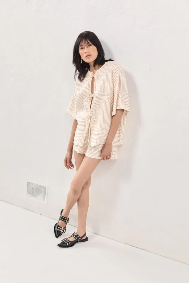 VRG GRL Short Sleeve Naomi Linen Smock Top Juno 8211 Women