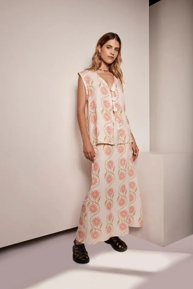 VRG GRL Sleeveless Lorena Linen Vest Bloom 8211 Women VRG GRL Sleeveless Lorena Linen Vest Bloom 8211 Women
