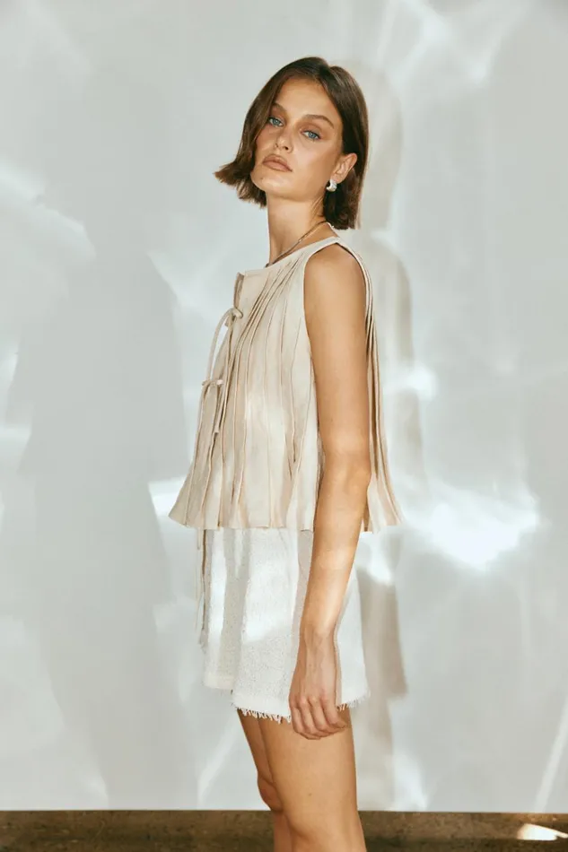 VRG GRL Sleeveless Valeria Linen Top Oatmeal 8211 Women VRG GRL Sleeveless Valeria Linen Top Oatmeal 8211 Women
