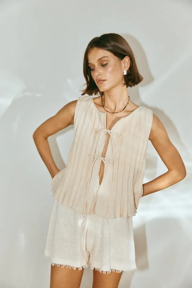 VRG GRL Sleeveless Valeria Linen Top Oatmeal 8211 Women VRG GRL Sleeveless Valeria Linen Top Oatmeal 8211 Women