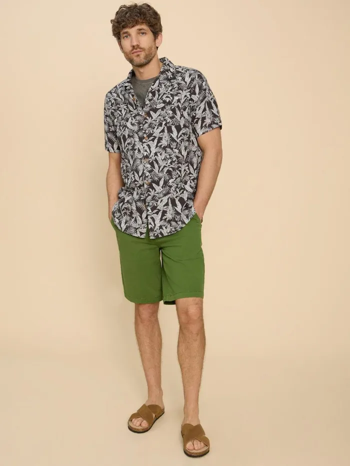 White Stuff CHINOS Sutton Organic Chino Short Bright Green 8211 Men White Stuff CHINOS Sutton Organic Chino Short Bright Green 8211 Men