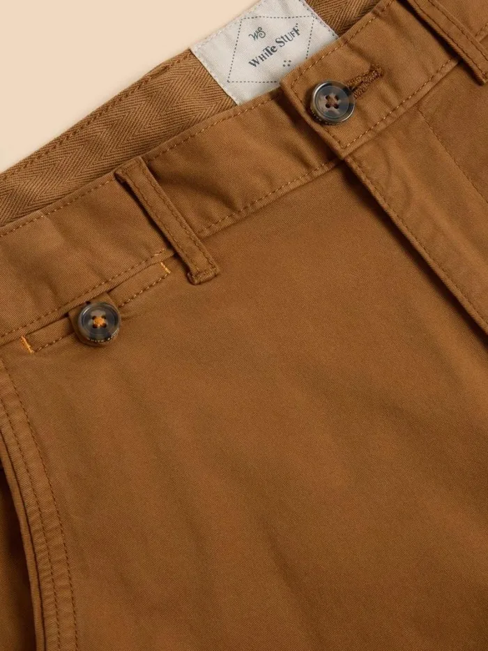 White Stuff CHINOS Sutton Organic Chino Short Mid Brown 8211 Men White Stuff CHINOS Sutton Organic Chino Short Mid Brown 8211 Men