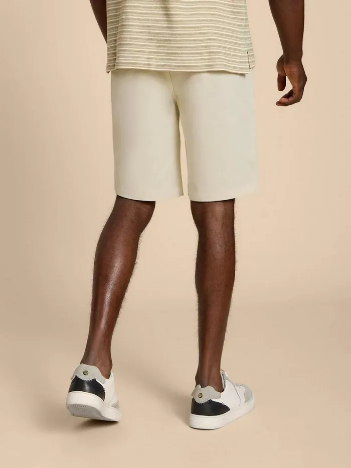 White Stuff CHINOS Sutton Organic Chino Short Natural White 8211 Men White Stuff CHINOS Sutton Organic Chino Short Natural White 8211 Men