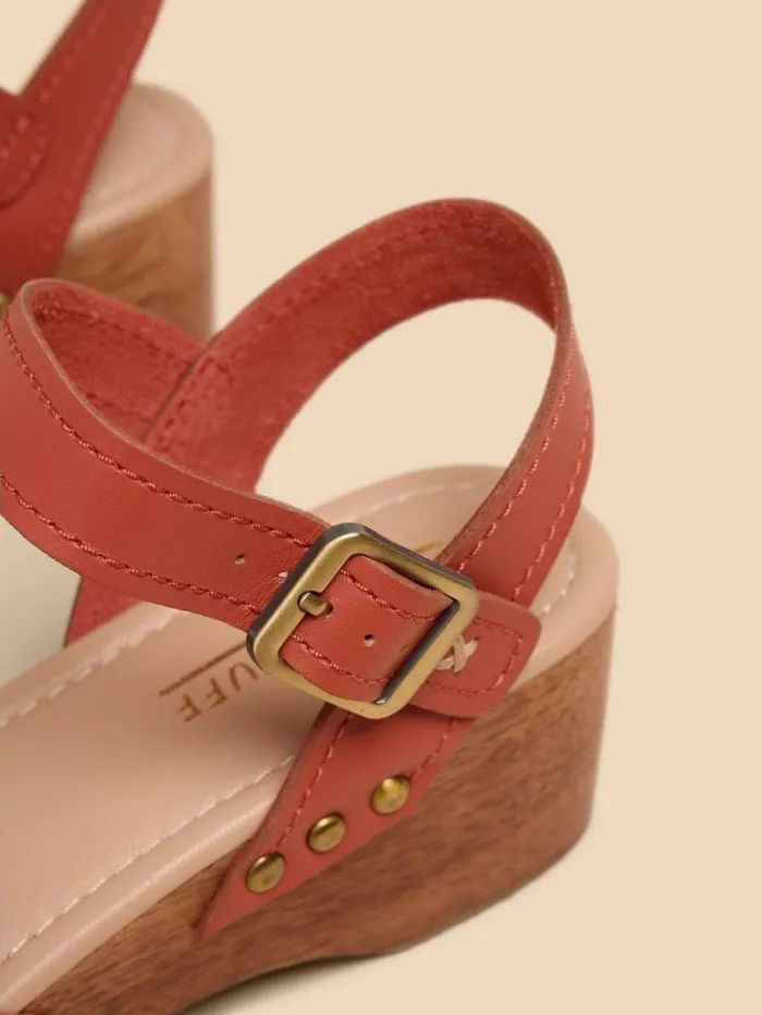 White Stuff SANDALS Gerainiam Leather Low Clog Mid Orange 8211 Women White Stuff SANDALS Gerainiam Leather Low Clog Mid Orange 8211 Women
