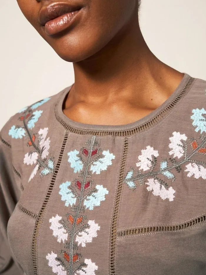 White Stuff SHIRTS and BLOUSES MOLLIE EMBROIDERED TOP Natural Multi 8211 Women