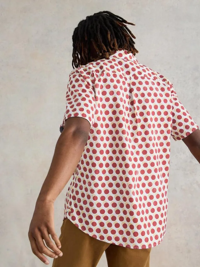White Stuff SHIRTS Retro Spot Printed SS Shirt Red Print 8211 Men White Stuff SHIRTS Retro Spot Printed SS Shirt Red Print 8211 Men