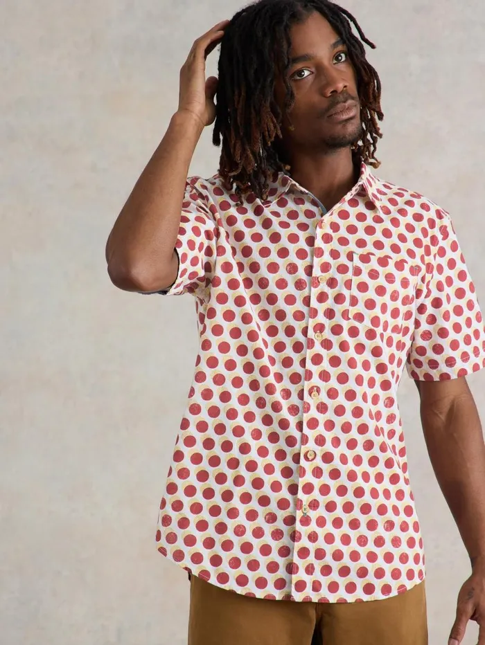 White Stuff SHIRTS Retro Spot Printed SS Shirt Red Print 8211 Men White Stuff SHIRTS Retro Spot Printed SS Shirt Red Print 8211 Men