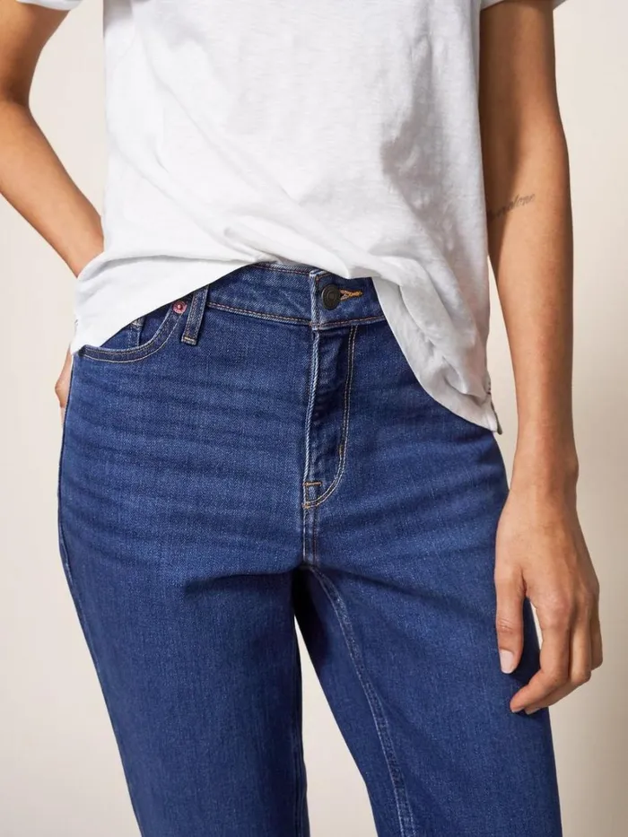 White Stuff TROUSERS Brooke Straight Jeans Mid Denim 8211 Women White Stuff TROUSERS Brooke Straight Jeans Mid Denim 8211 Women