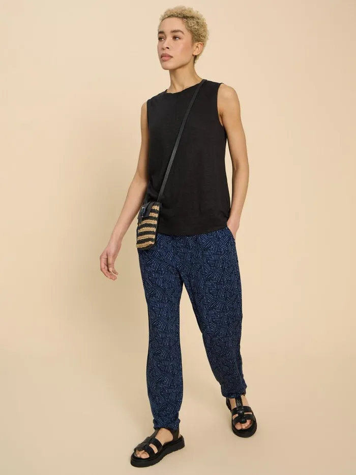 White Stuff TROUSERS Maison Eco Vero Printed Jersey Trouser Navy Print 8211 Women White Stuff TROUSERS Maison Eco Vero Printed Jersey Trouser Navy Print 8211 Women