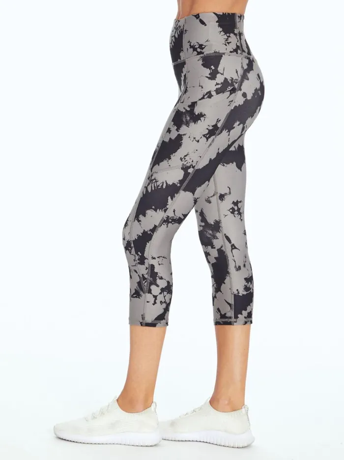 Women Bottoms Jessica Simpson Tummy Control Capri In Quite Shade Ocean Tie Dye Quite Shade Ocean Tie Dye
