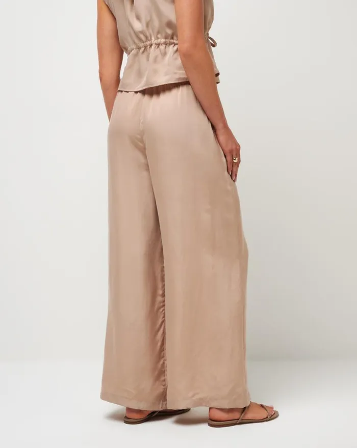 Women CHARDONNAY SUNDAY PANT Almondine TravisMathew Pants