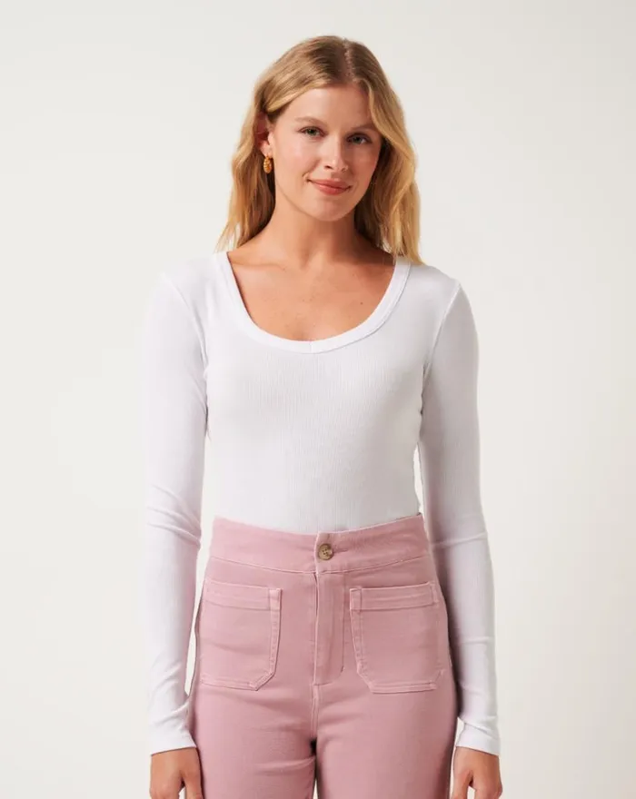 Women CLOUD RIB LONG SLEEVE TOP White TravisMathew Shirts and Tops