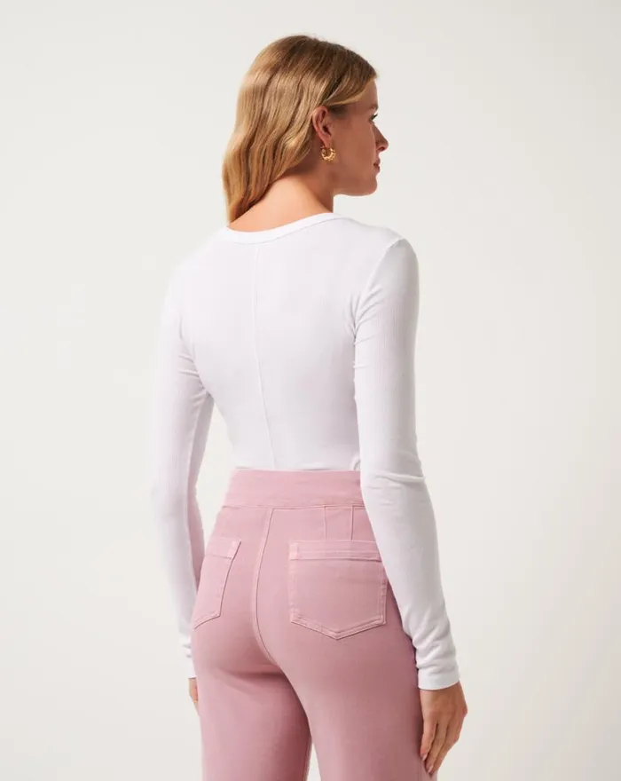 Women CLOUD RIB LONG SLEEVE TOP White TravisMathew Shirts and Tops