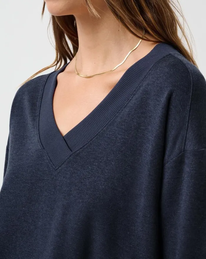 Women CLOUD TERRY PULLOVER Heather Navy Blazer TravisMathew The Cloud Collection