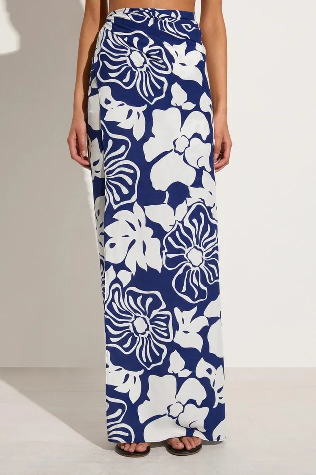 Women Flavia Pareo Mica Floral Navy 8211 Final Sale Faithfull The Brand Accessories Women Flavia Pareo Mica Floral Navy 8211 Final Sale Faithfull The Brand Accessories