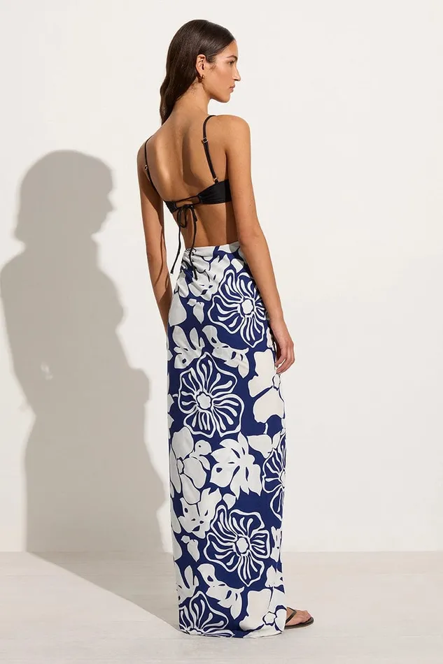 Women Flavia Pareo Mica Floral Navy 8211 Final Sale Faithfull The Brand Accessories Women Flavia Pareo Mica Floral Navy 8211 Final Sale Faithfull The Brand Accessories